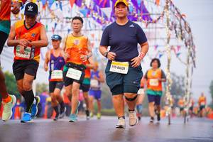 BIB: 81031
                            <button type="button" onclick="openModal(10004770)" class="btn btn-primary btn-sm float-right btn-popup" data-toggle="modal" data-target=".modal-high-quality">
                        <i class="fas fa-shopping-cart"></i> Add to Cart
                    </button>
                                            <button type="button" onclick="isThisMe(10004770, true)" class="btn btn-success btn-sm float-right btn-popup btn-isme hidden" data-toggle="tooltip" data-placement="bottom" title="นี่คือรูปของคุณใช่ไหม คลิกที่นี่เพื่อเอาเข้าอัลบั้ม">
                        <i class="fas fa-plus"></i> Add to album
                    </button>
                    <button type="button" onclick="isThisMe(10004770, false)" class="btn btn-warning btn-sm float-right btn-popup btn-isnotme hidden">
                        <i class="fas fa-ban"></i> Remove from album
                    </button>